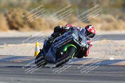 media/Jan-14-2024-SoCal Trackdays (Sun) [[2e55ec21a6]]/Turn 2 (1025am)/